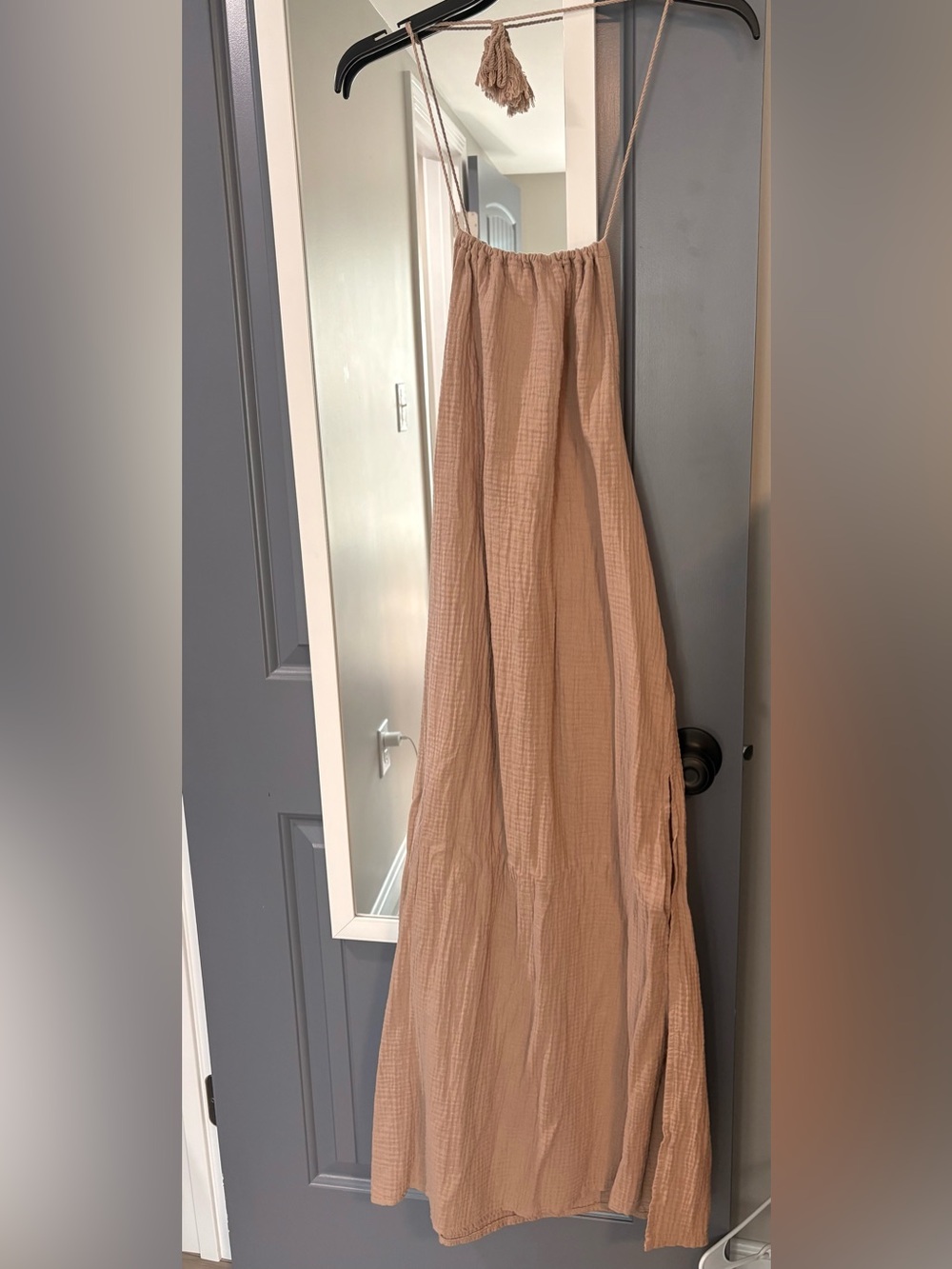 SHEIN Beige Crinkle Tiered Maxi Dress with Spaghetti Straps